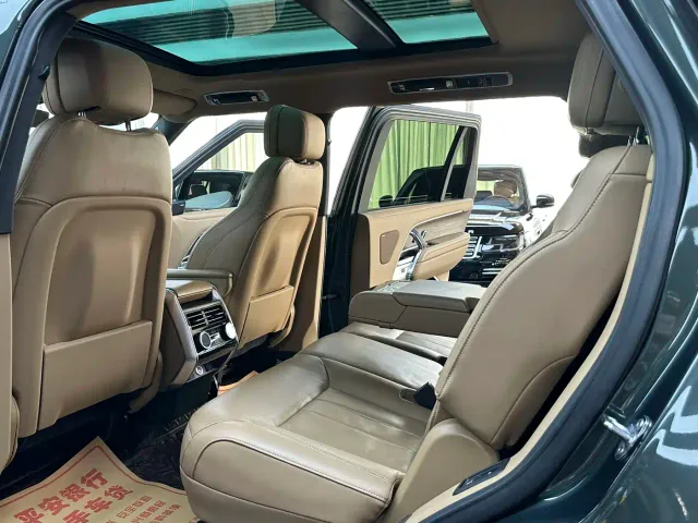 Land Rover Range Rover — Фото автомобиля 11