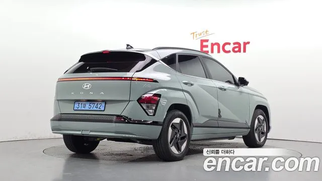 Hyundai Kona SX2 — Фото автомобиля 2