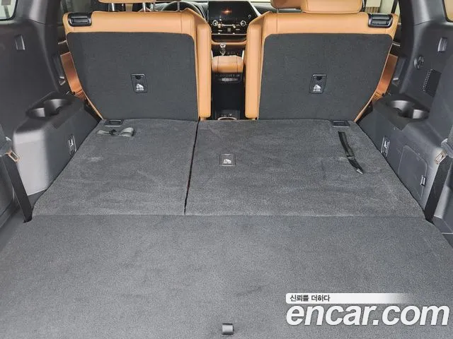 Toyota Highlander — Фото автомобиля 19