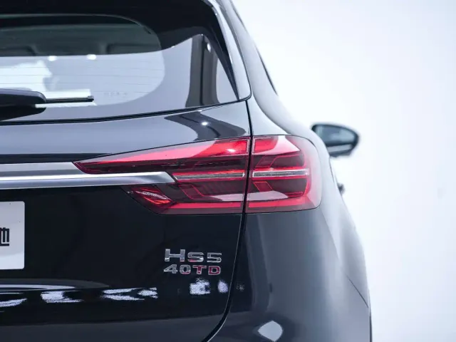 Hongqi HS5 — Фото автомобиля 20