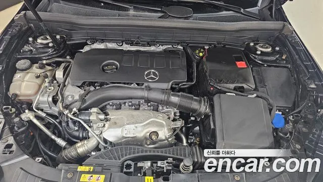 Mercedes-Benz GLB-Class — Фото автомобиля 6