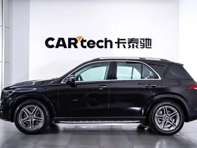 Mercedes-Benz GLE-Class — Фото автомобиля 8