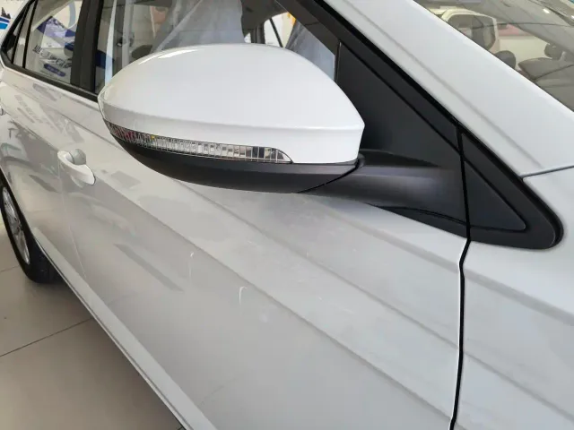 Volkswagen Lavida — Фото автомобиля 19