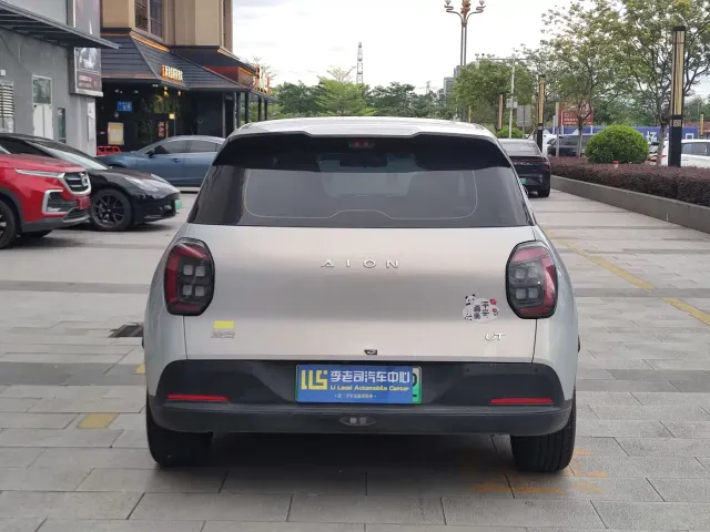 GAC Aion UT — Фото автомобиля 5