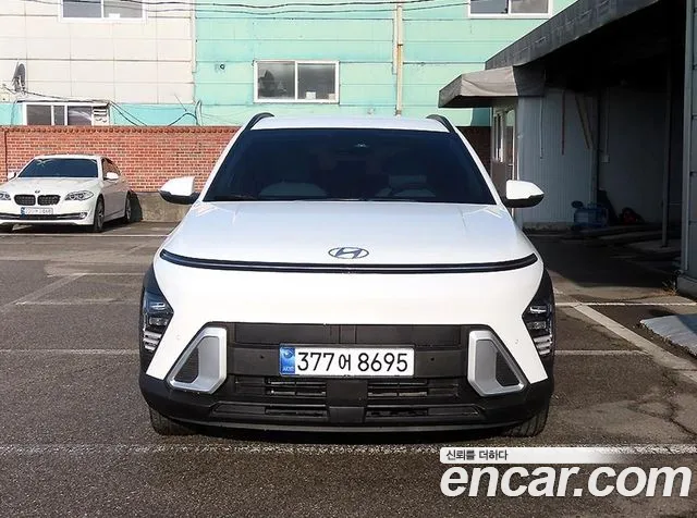 Hyundai Kona SX2 — Фото автомобиля 3