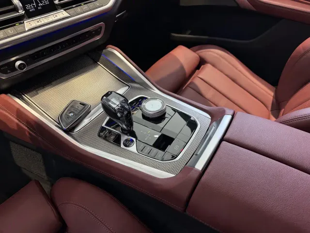 BMW X6 — Фото автомобиля 11