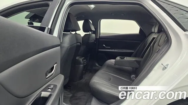Hyundai AVANTE Новый Avante (CN7) — Фото автомобиля 12