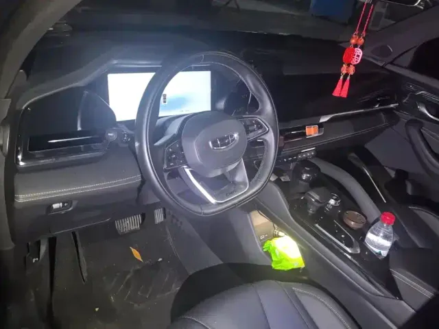 Geely Xingyue L — Фото автомобиля 12
