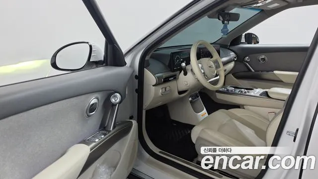 Genesis GV60 — Фото автомобиля 15