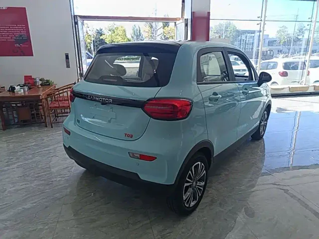 Leapmotor T03 — Фото автомобиля 6
