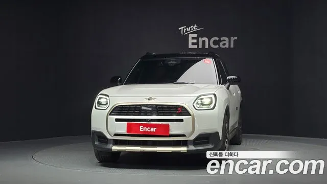 Mini Countryman — Фото автомобиля 3