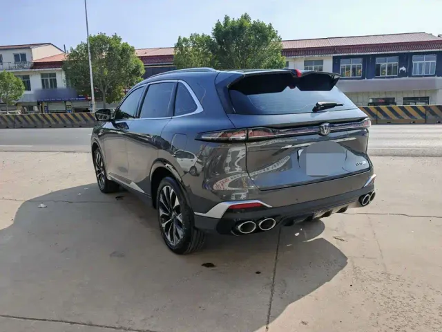 Changan CS75 Plus — Фото автомобиля 2