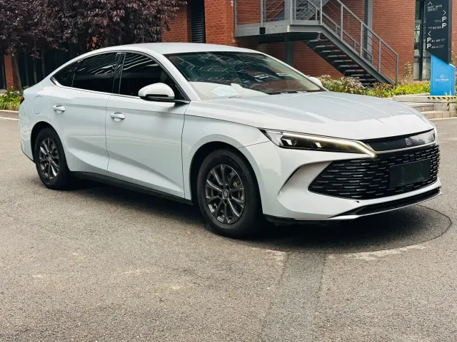 BYD Qin L — Фото автомобиля 3