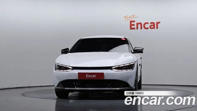 Kia EV6 — Фото автомобиля 3