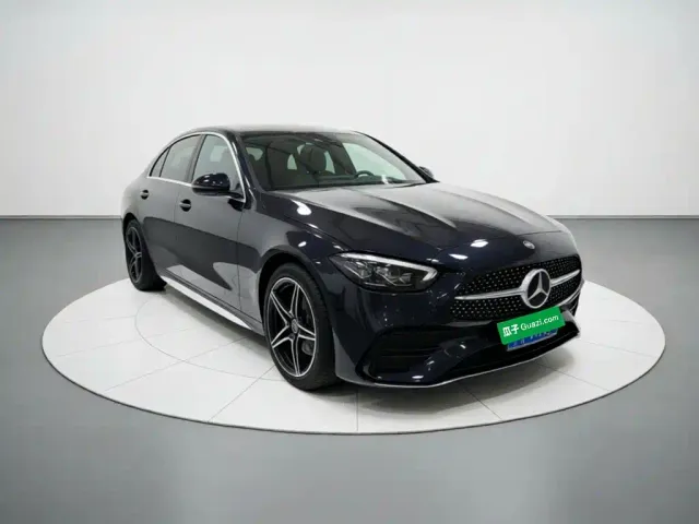 Mercedes-Benz C-Class — Фото автомобиля 3