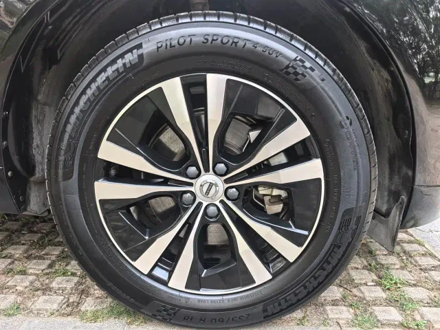 Volvo Volvo XC60 2022 B5 AWD R-Design — Фото автомобиля 19