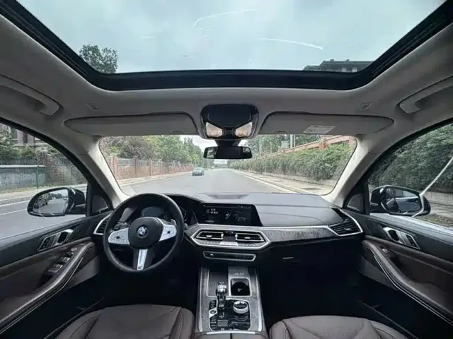BMW X5 — Фото автомобиля 9
