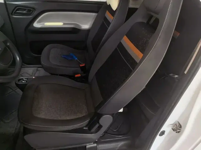Wuling Hongguang Mini EV — Фото автомобиля 16