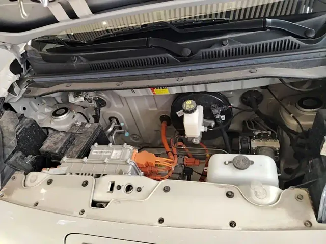 Wuling Hongguang Mini EV — Фото автомобиля 19
