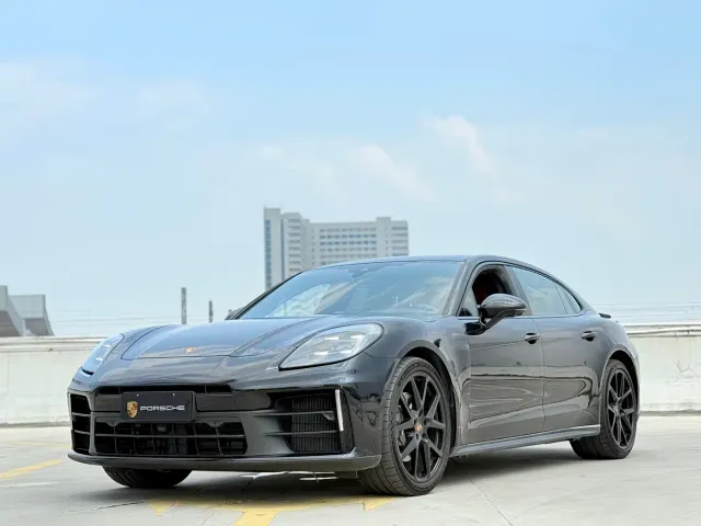Porsche Panamera — Фото автомобиля 4