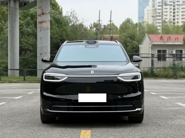 Aito M7 — Фото автомобиля 2