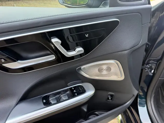 Mercedes-Benz C-Class — Фото автомобиля 4