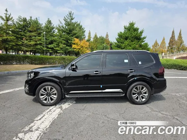Kia Mohave The Master — Фото автомобиля 13