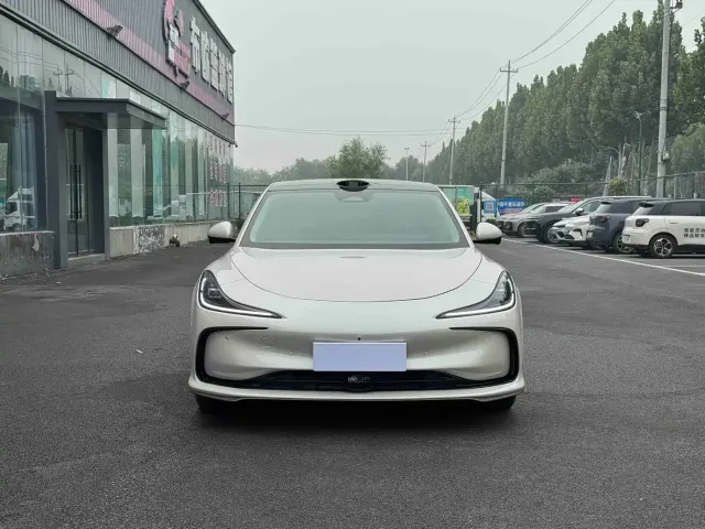 Фотография автомобиля — IM Motors L6