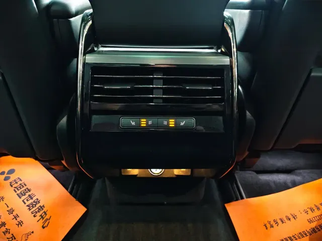 Land Rover Range Rover Sport — Фото автомобиля 16