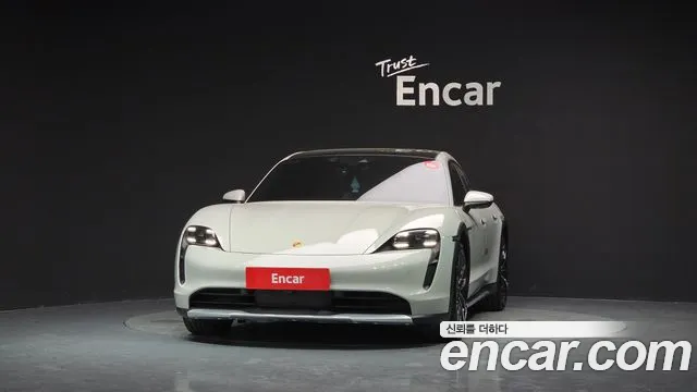 Porsche Taycan Taycan Khan — Фото автомобиля 3