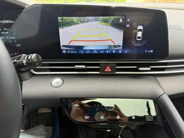 Hyundai Elantra — Фото автомобиля 6