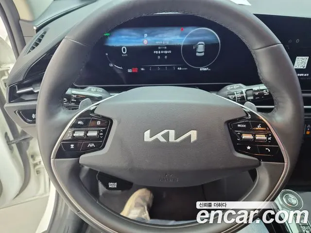 Kia Niro — Фото автомобиля 13