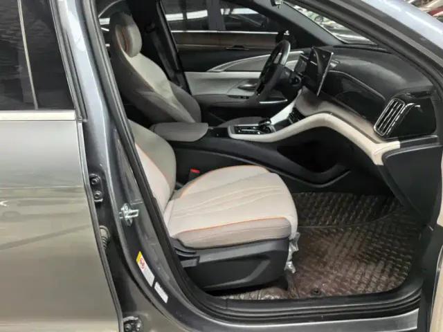 BYD Song Pro — Фото автомобиля 8
