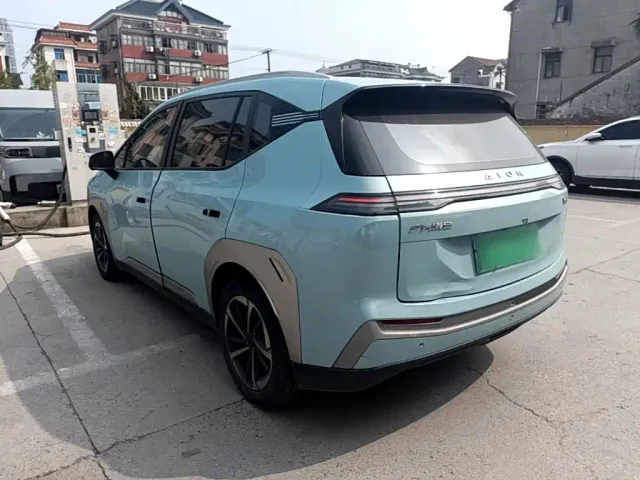GAC Aion Y — Фото автомобиля 4