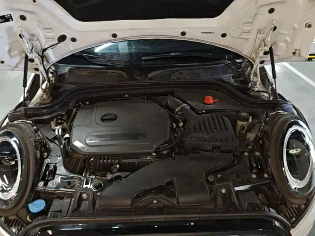 MINI Hatch — Фото автомобиля 19