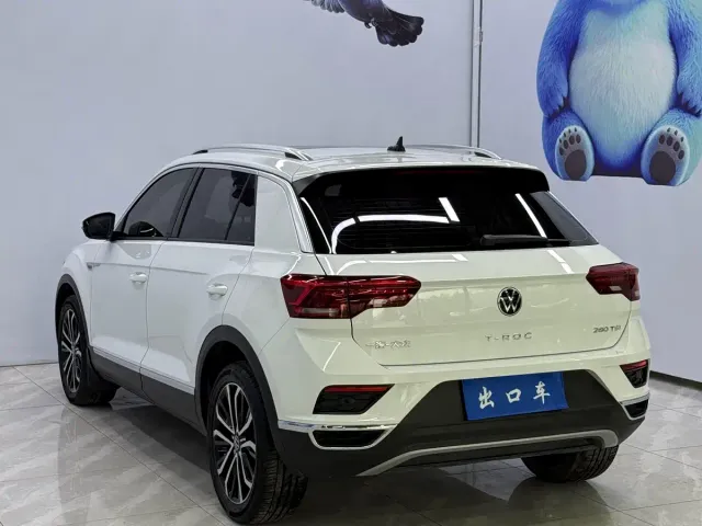 Volkswagen T-Roc — Фото автомобиля 6