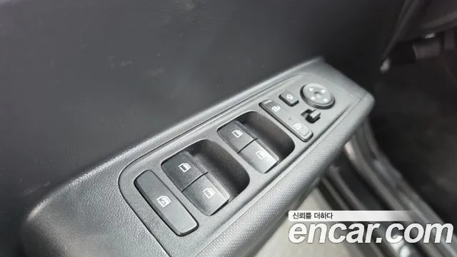 Hyundai Casper Casper Essential Light — Фото автомобиля 27
