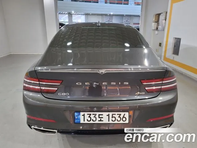 Genesis G80 Бензин 2.5 турбо AWD — Фото автомобиля 4
