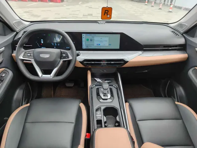 Geely Haoyue PRO — Фото автомобиля 10