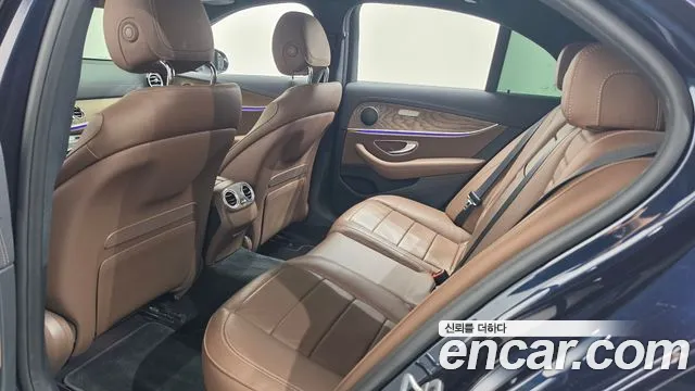Mercedes-Benz E-Class W213 — Фото автомобиля 26