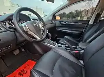 Nissan Tiida — Фото автомобиля 4