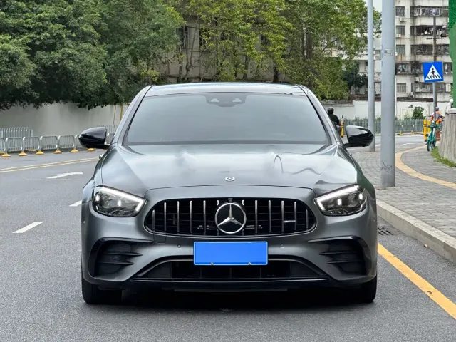 Mercedes-Benz E-Class AMG — Фото автомобиля 2
