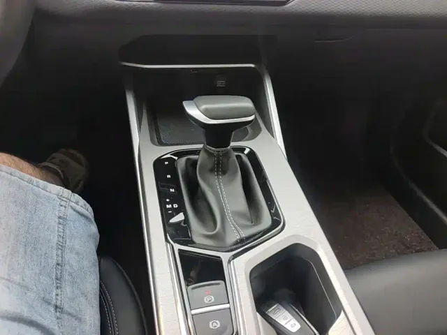 Geely Emgrand — Фото автомобиля 13