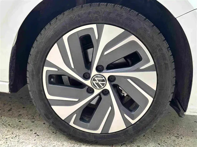 Volkswagen Bora — Фото автомобиля 12