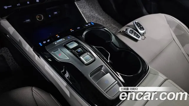 Hyundai Tucson Tucson (NX4) Бензин 1.6 турбо 2WD — Фото автомобиля 9
