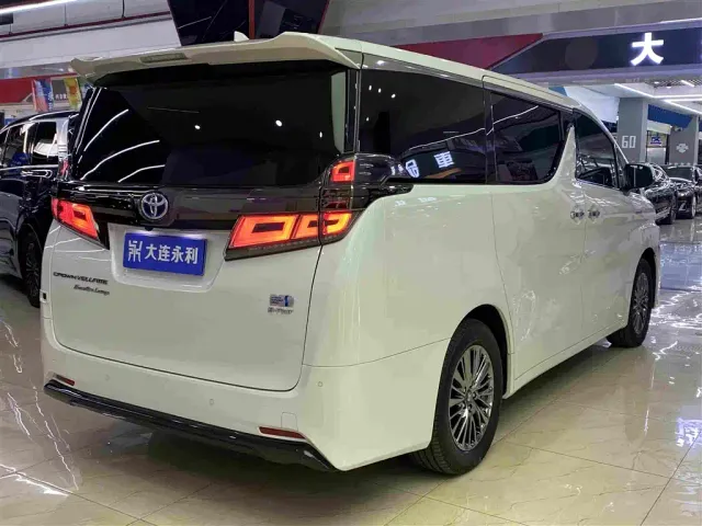 Toyota Vellfire — Фото автомобиля 17