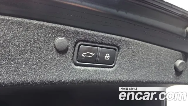Hyundai Grandeur Новый Grandeur IG 3.0 LPi (Для проката) — Фото автомобиля 18