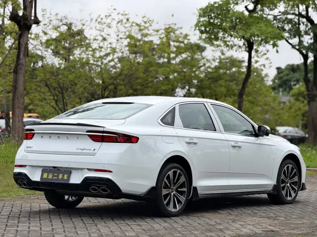Geely Xingrui — Фото автомобиля 11