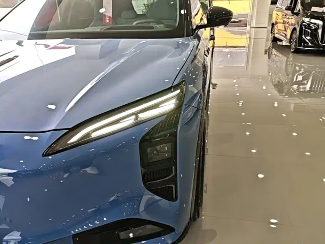 Hongqi Tian Gong 08 — Фото автомобиля 23