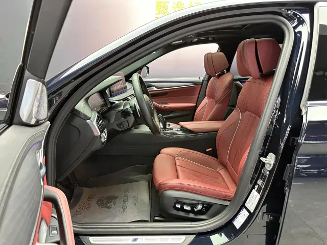 BMW 5 Series — Фото автомобиля 7